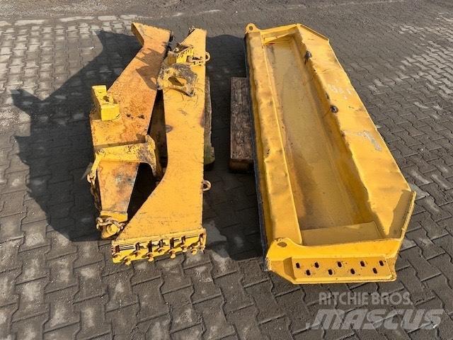 CAT 730 KLAPA Articulated Haulers