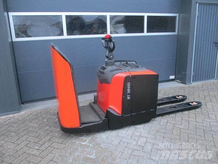 Toyota LPE 250 Low lift with platform