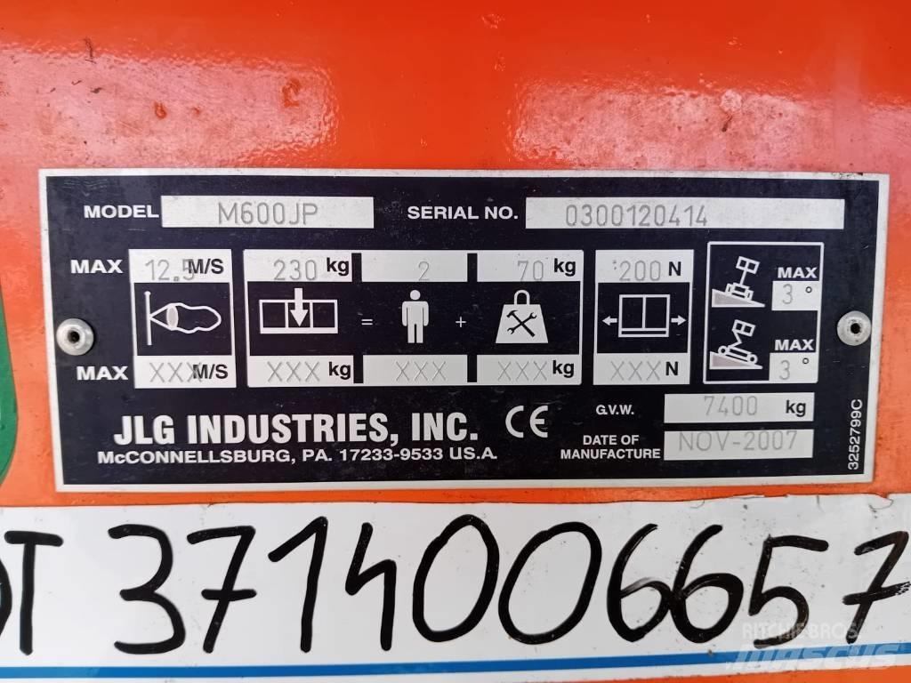 JLG M 600 JP Articulated boom lifts