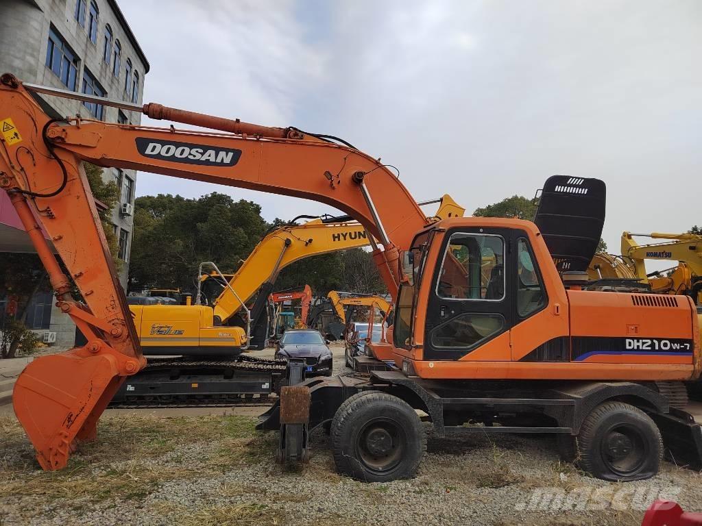 Doosan DH210W-7 Wheeled excavators