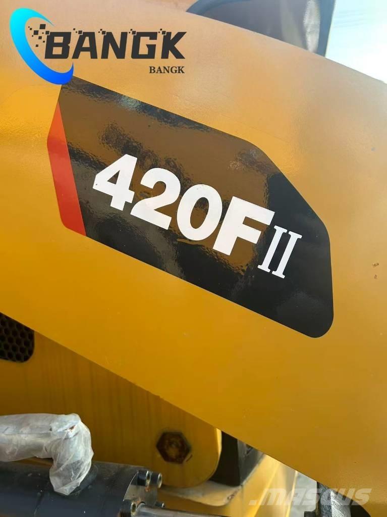 Catvik ERILLAR-420II Wheeled excavators