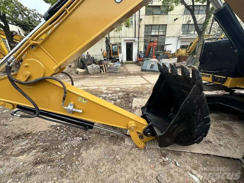 CAT 307 Mini excavators  7t - 12t
