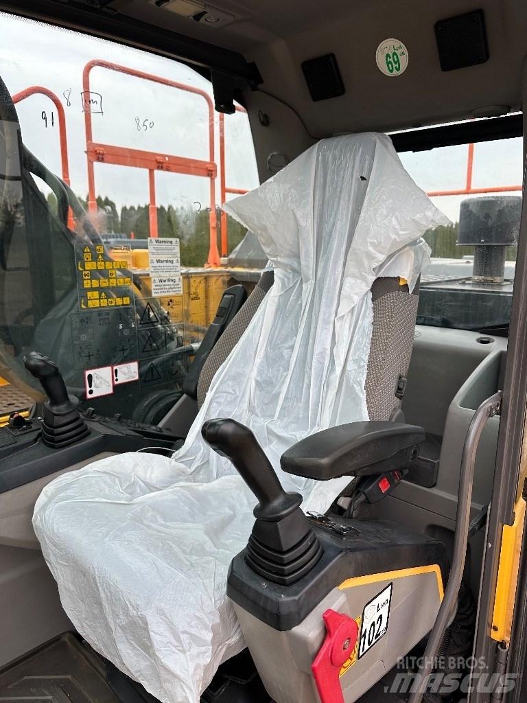 Volvo EC 220 EL Crawler excavators