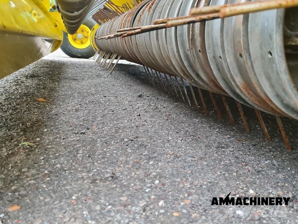 John Deere 9900 i Forage harvesters