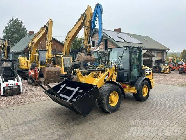 CAT  906M Wheel loaders