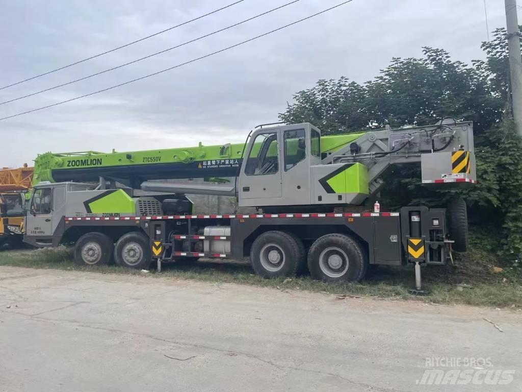 Zoomlion ZTC 500 V All terrain cranes