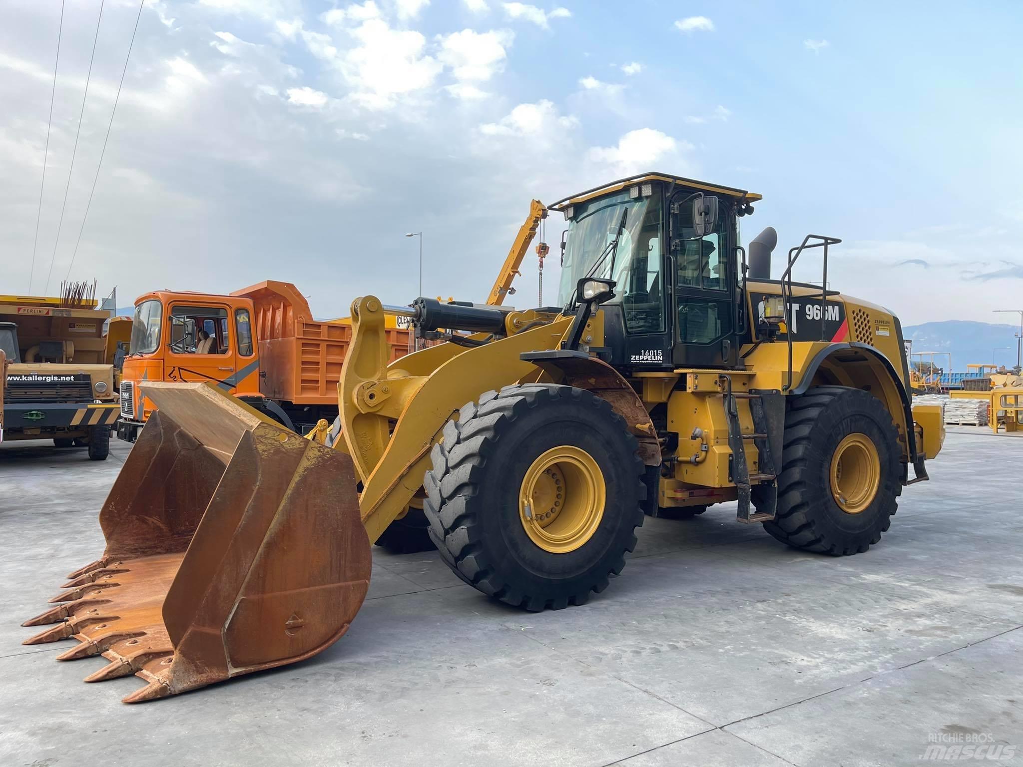 CAT 966M Wheel loaders