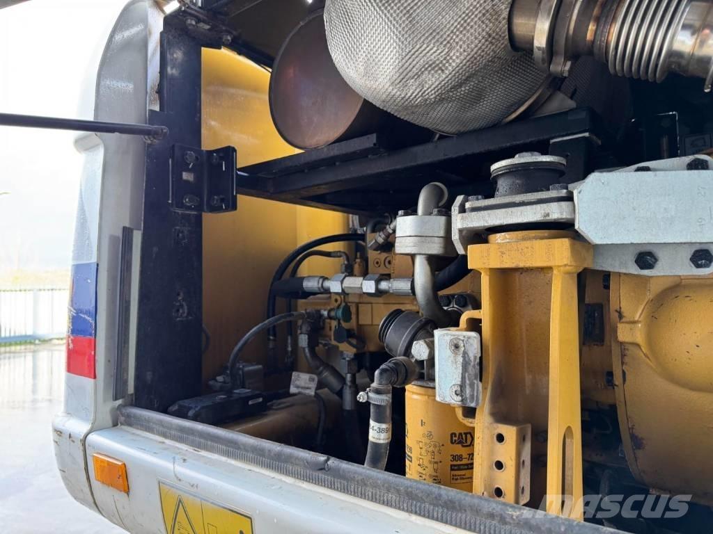 CAT M315D Wheeled excavators