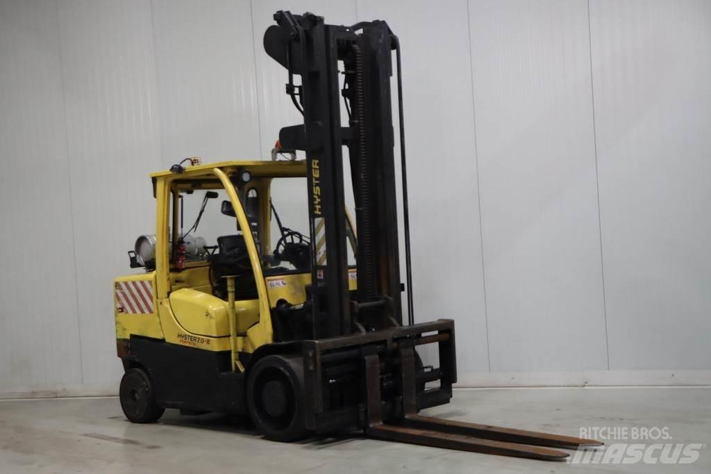 Hyster S7.0FT-8 LPG trucks