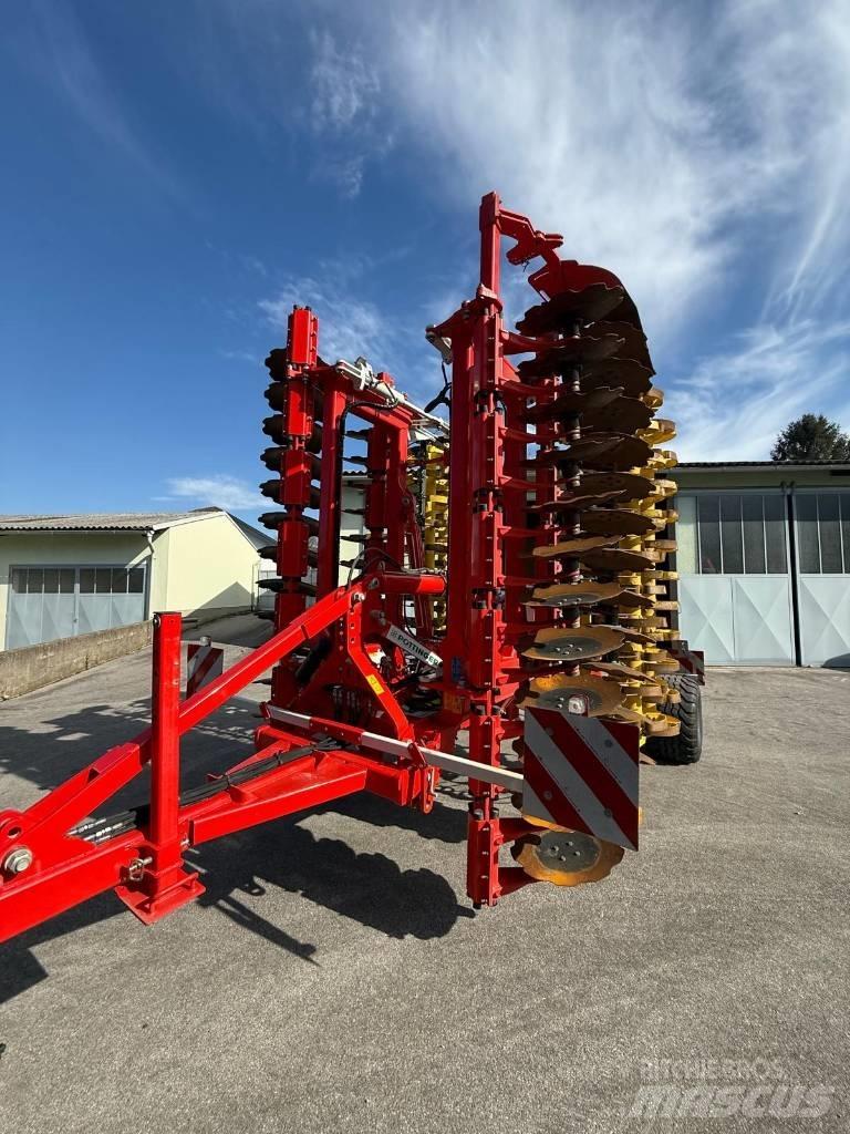 Pöttinger TerraDisc Disc harrows