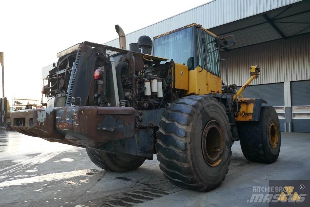 Komatsu WA470-6 Wheel loaders