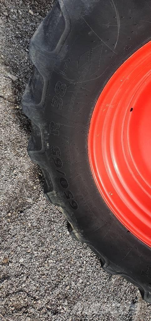 Fendt 514 Vario Tractors