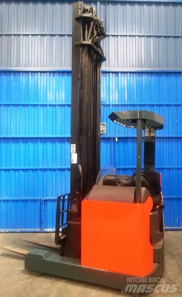 Toyota 7 FBRE 16 Reach truck
