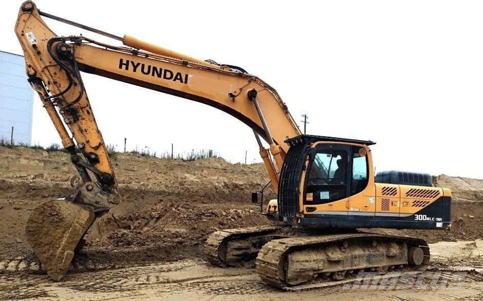 Hyundai NLC 300 Crawler excavators