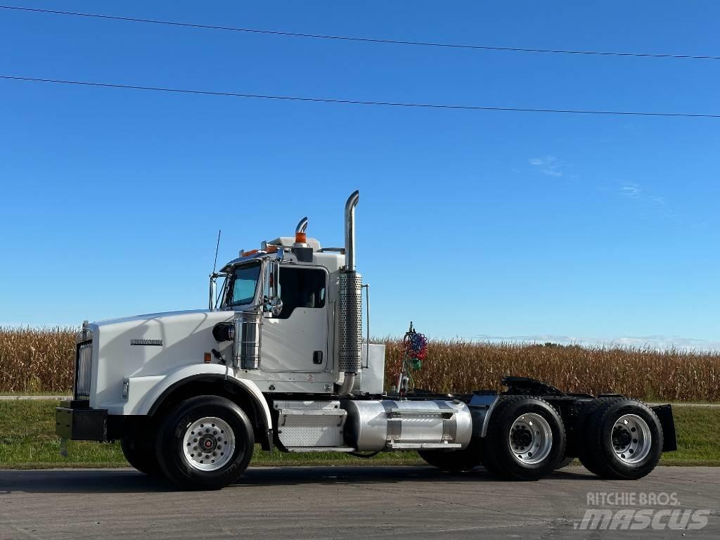 Kenworth T 800 Prime Movers