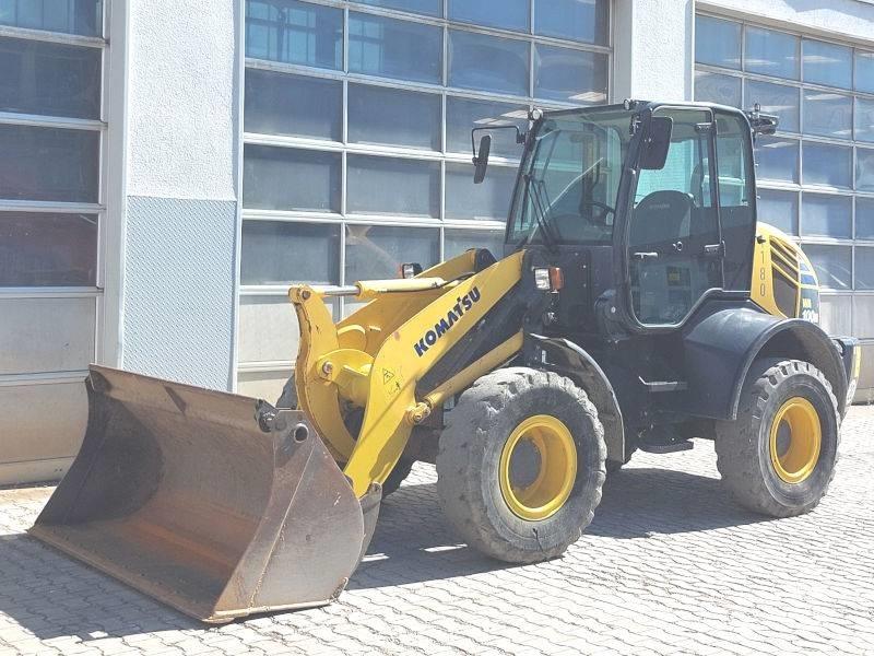 Komatsu WA 100 M-7 Skid steer loaders