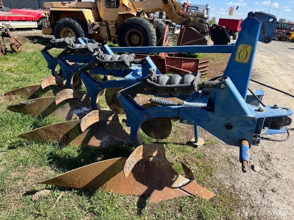Överum CT 488 G Ploughs