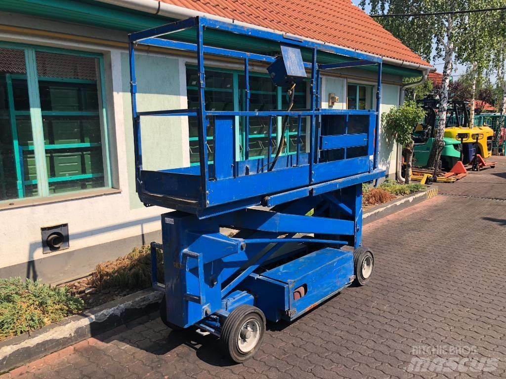 UpRight SL20   V-3296 Used Personnel lifts and access elevators