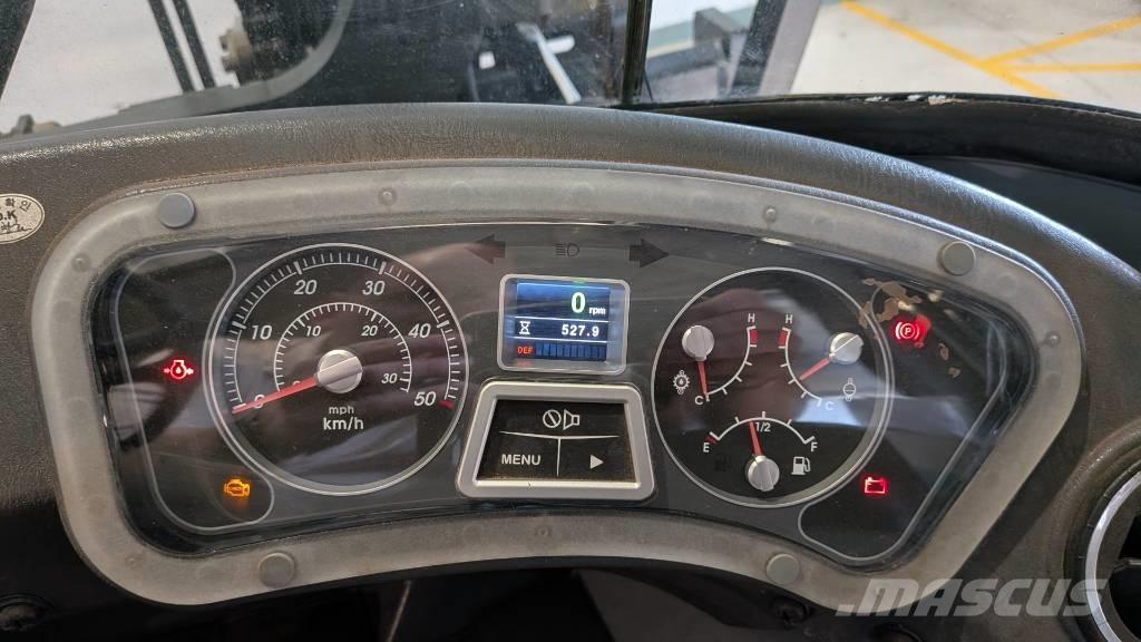 Hyundai 80 D-9 Diesel trucks