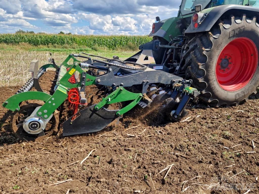 Awemak OZYRYS BTB 27 Disc harrows