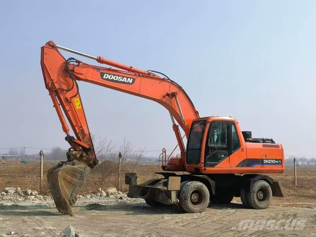 Doosan DH210W-7 Wheeled excavators