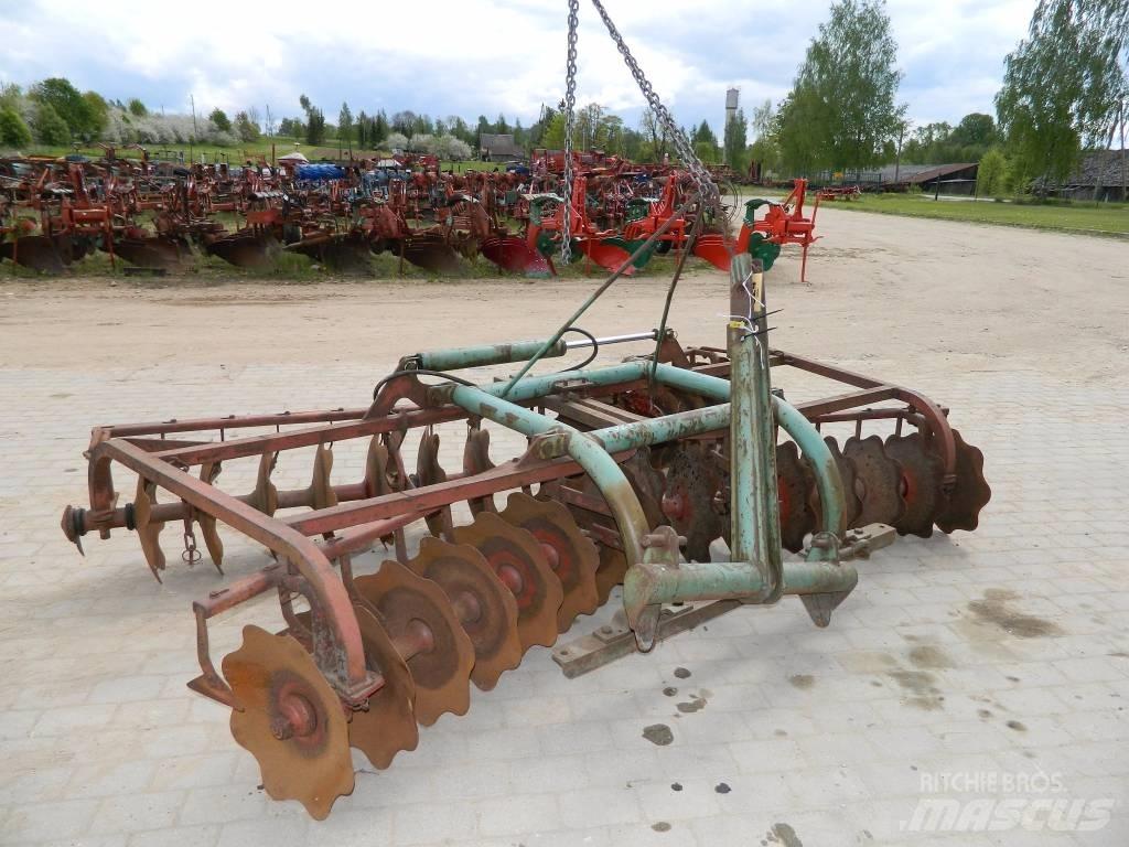 Kverneland 300 Disc harrows