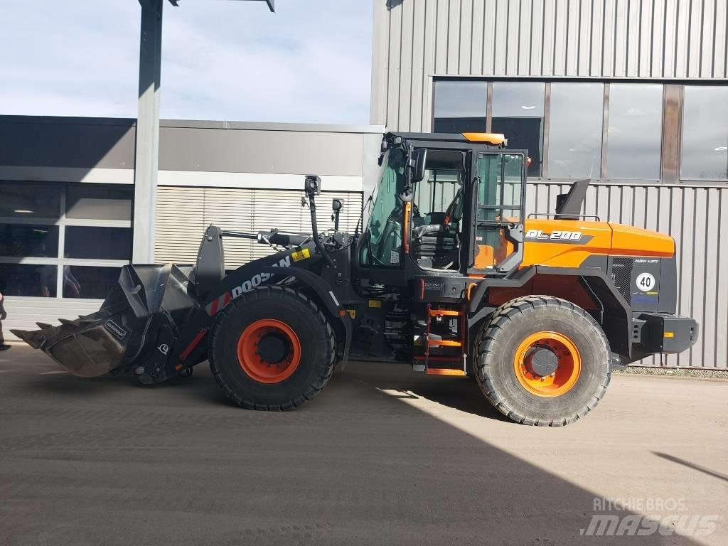 Develon DL 200-7 Wheel loaders