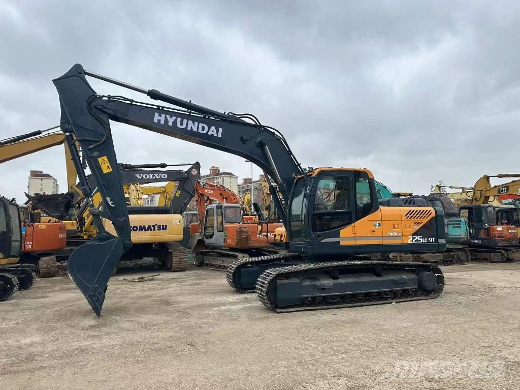 Hyundai 225 LC-9T Crawler excavators
