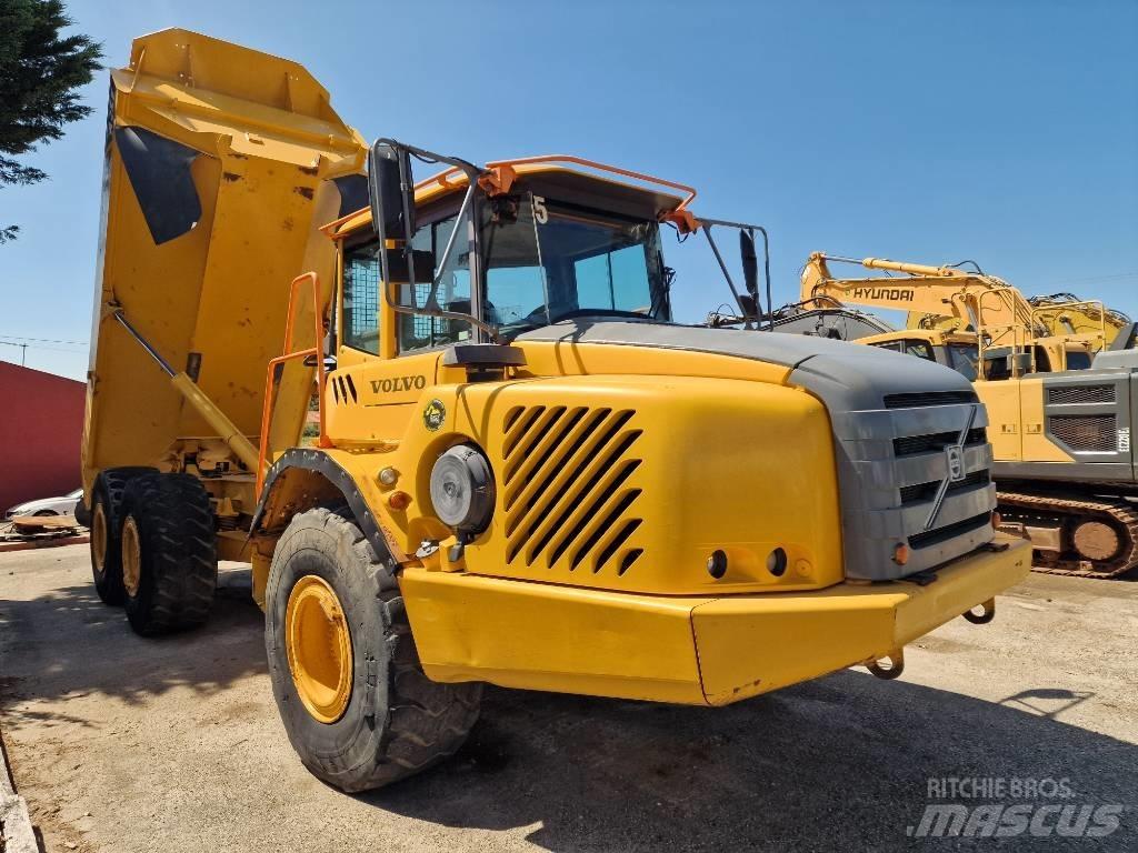 Volvo A 25 E Articulated Haulers