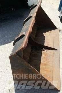  Balde 1,50m Front loader accessories