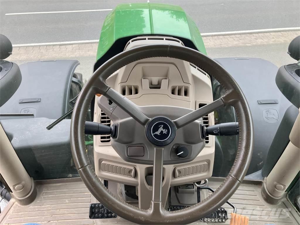 John Deere 6R 215 Tractors