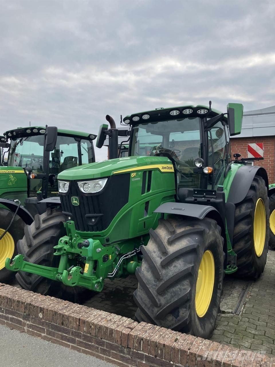 John Deere 6R 215 Tractors