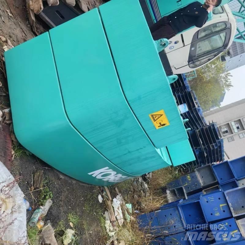 Kobelco 7080 Track mounted cranes