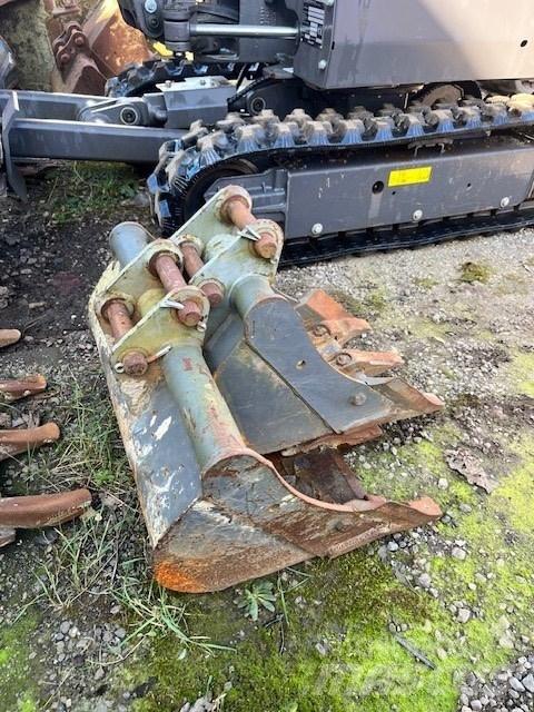 Volvo EC 18 E Mini excavators < 7t (Mini diggers)