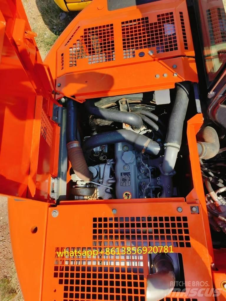 Hitachi ZX 135 US Crawler excavators