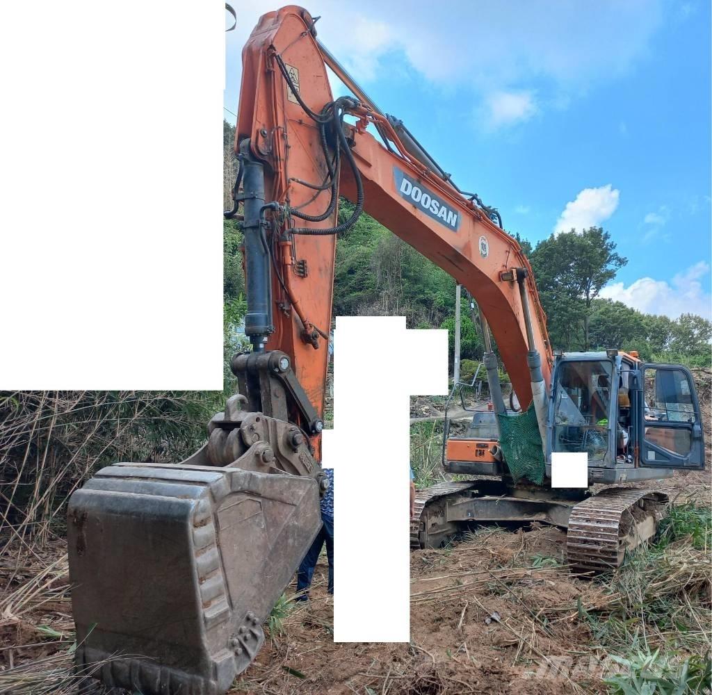 Doosan DX 300 LC-5 Crawler excavators