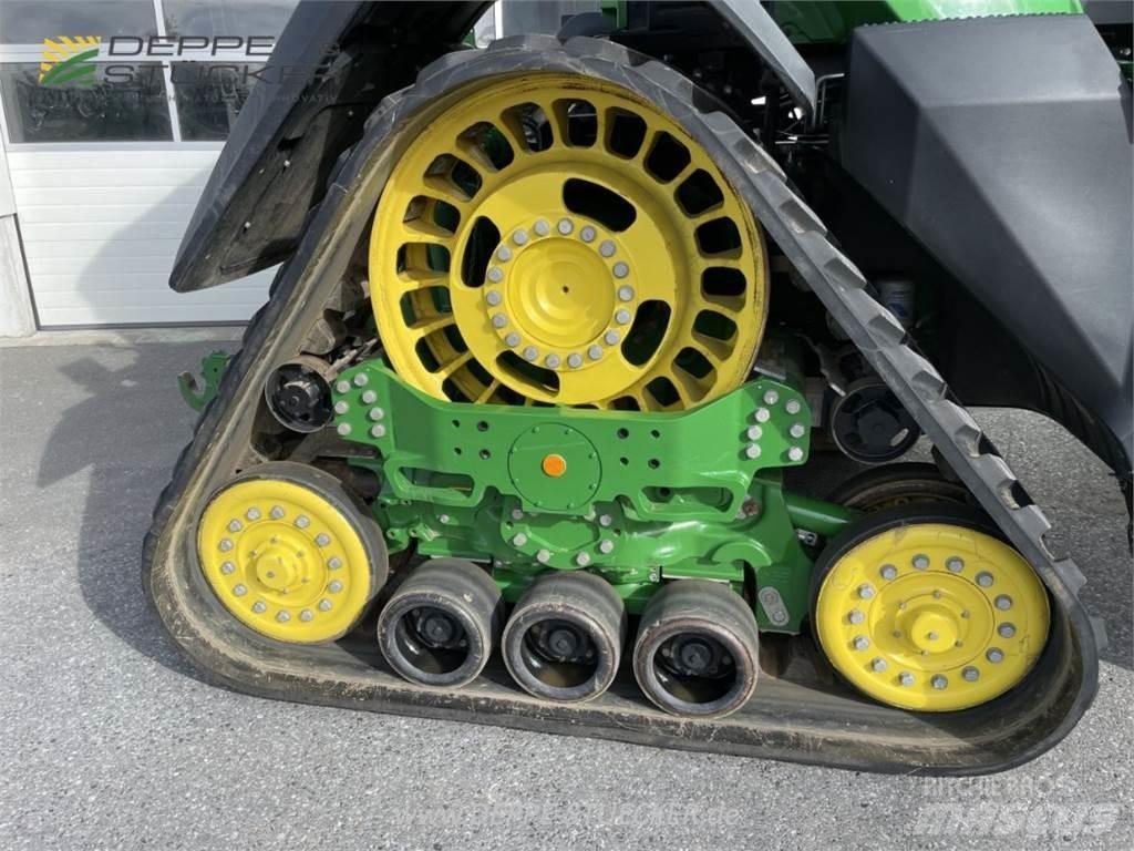 John Deere 8RX 410 Track mounted cranes