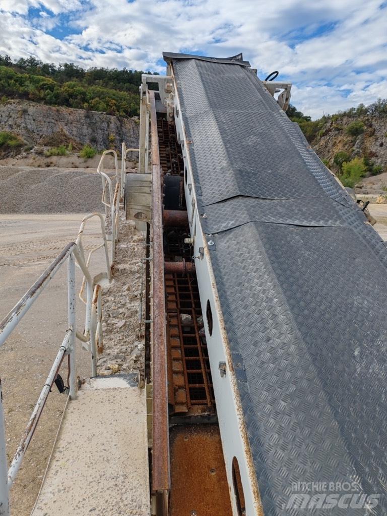 Metso LT 3054 Mobile crushers