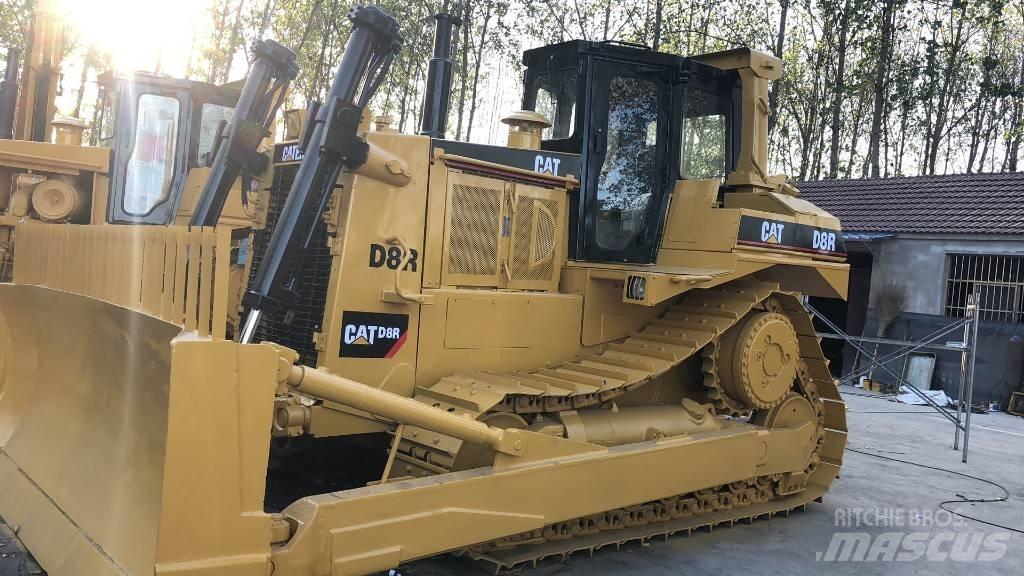 CAT D8R Crawler dozers