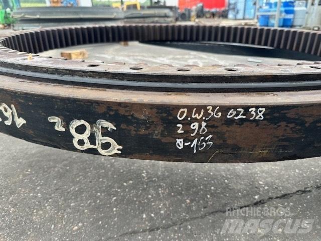 O&K RH 16 Transmission