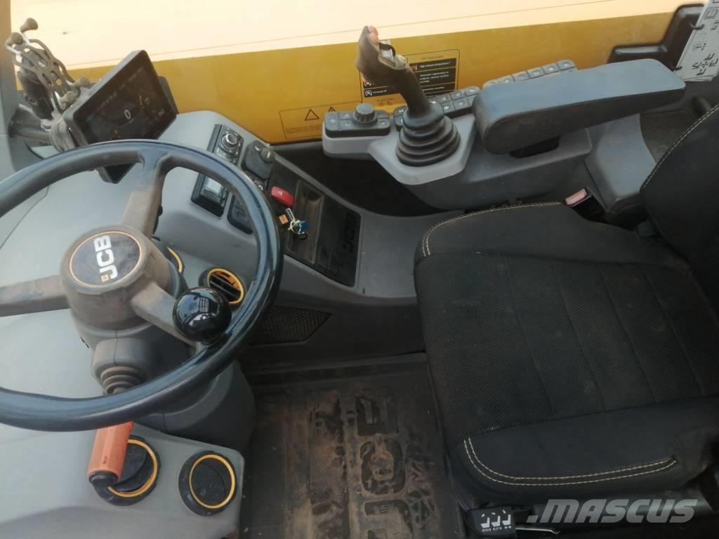 JCB 542-70 Agri Xtra Telehandlers