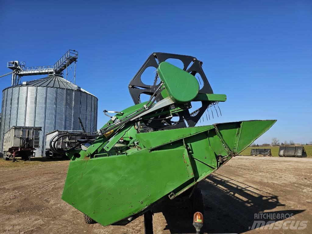 John Deere 630PF Combine harvester heads