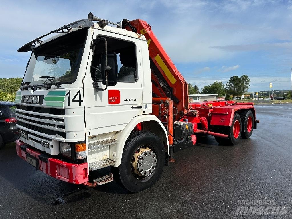 Scania P 93 M Truck mounted cranes