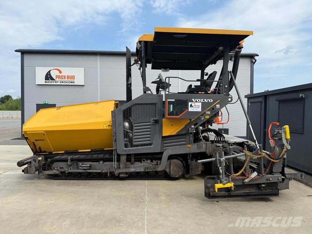 Volvo P 7820 D Asphalt pavers