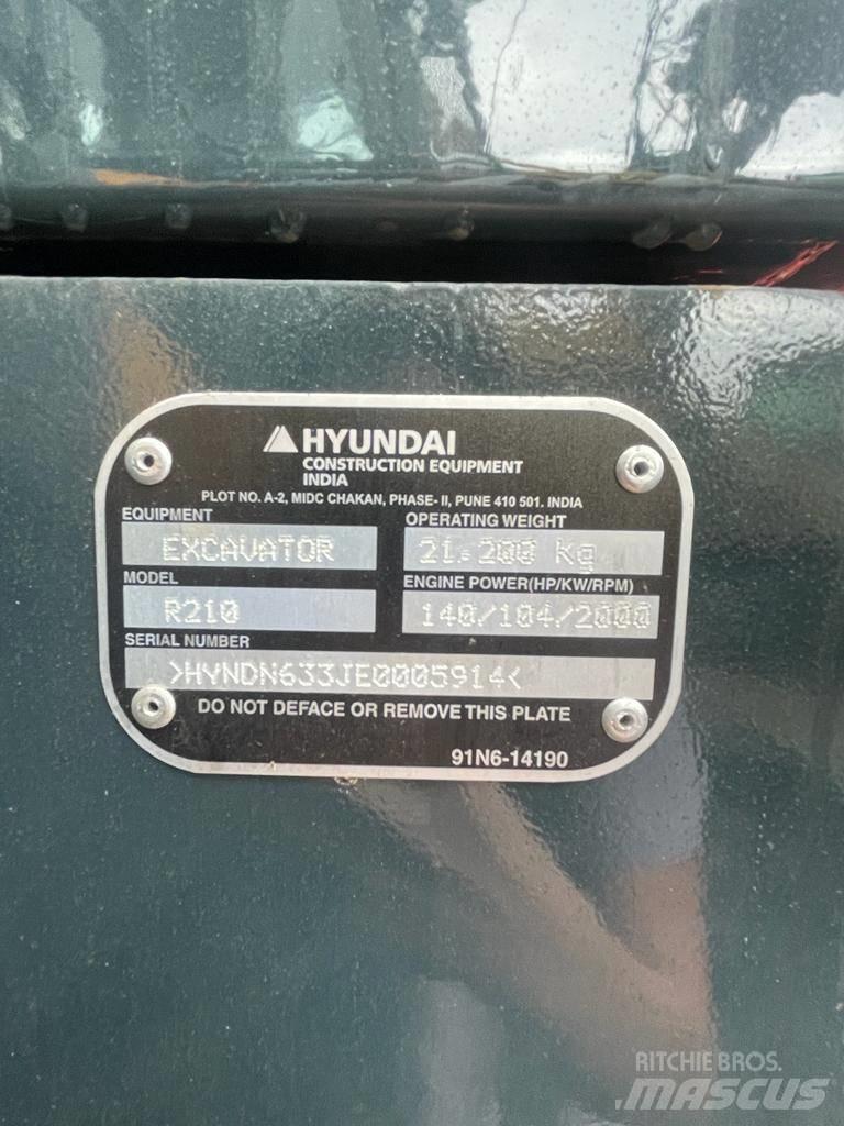 Hyundai R210 Crawler excavators