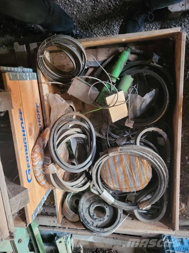 Deutz-Fahr 5660 HTS Combine harvester accessories