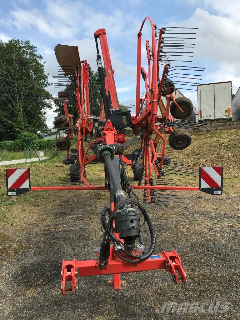 Kuhn GA 8830 Windrowers