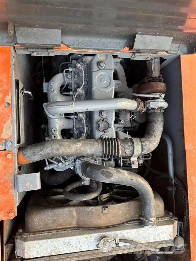 Hitachi EX120 Crawler excavators