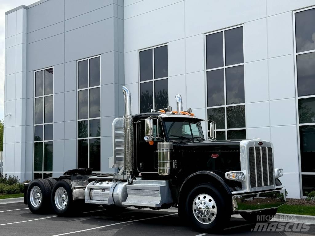 Peterbilt 389 Prime Movers