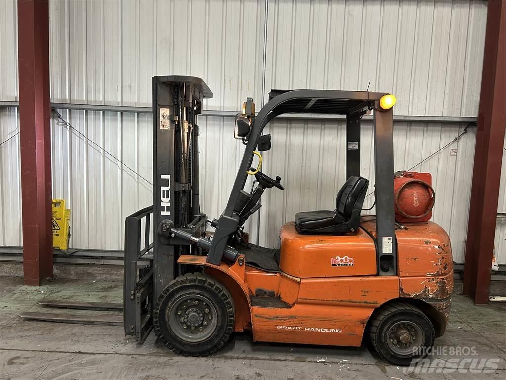 Heli HFG25 LPG trucks